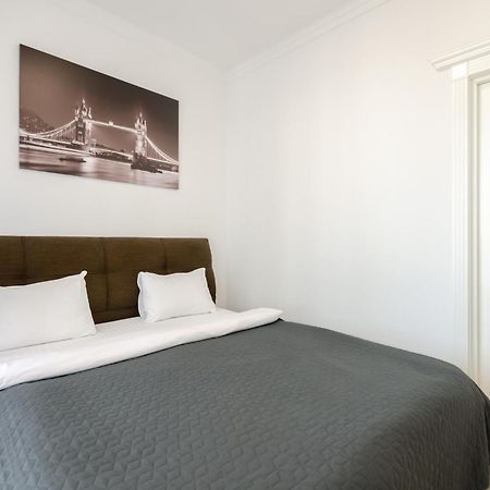 Petrovdom Inn Rc Diplomat Hall -The Smart Hotel Apartment Panoramic City View I Kiev Exterior foto