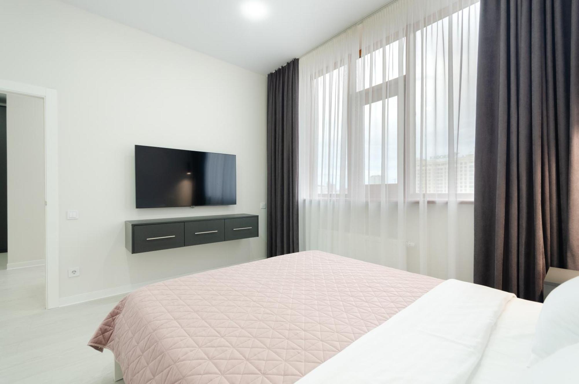 Petrovdom Inn Rc Diplomat Hall -The Smart Hotel Apartment Panoramic City View I Kiev Exterior foto
