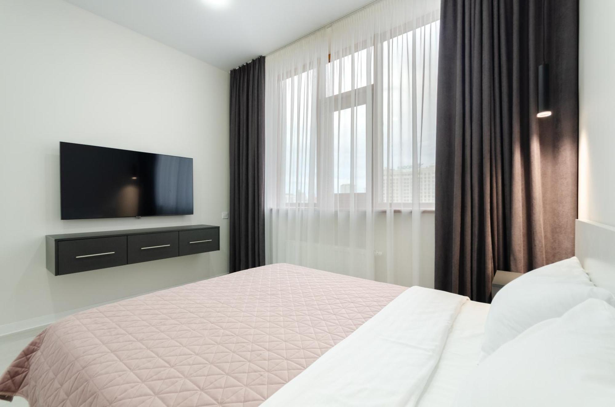 Petrovdom Inn Rc Diplomat Hall -The Smart Hotel Apartment Panoramic City View I Kiev Exterior foto