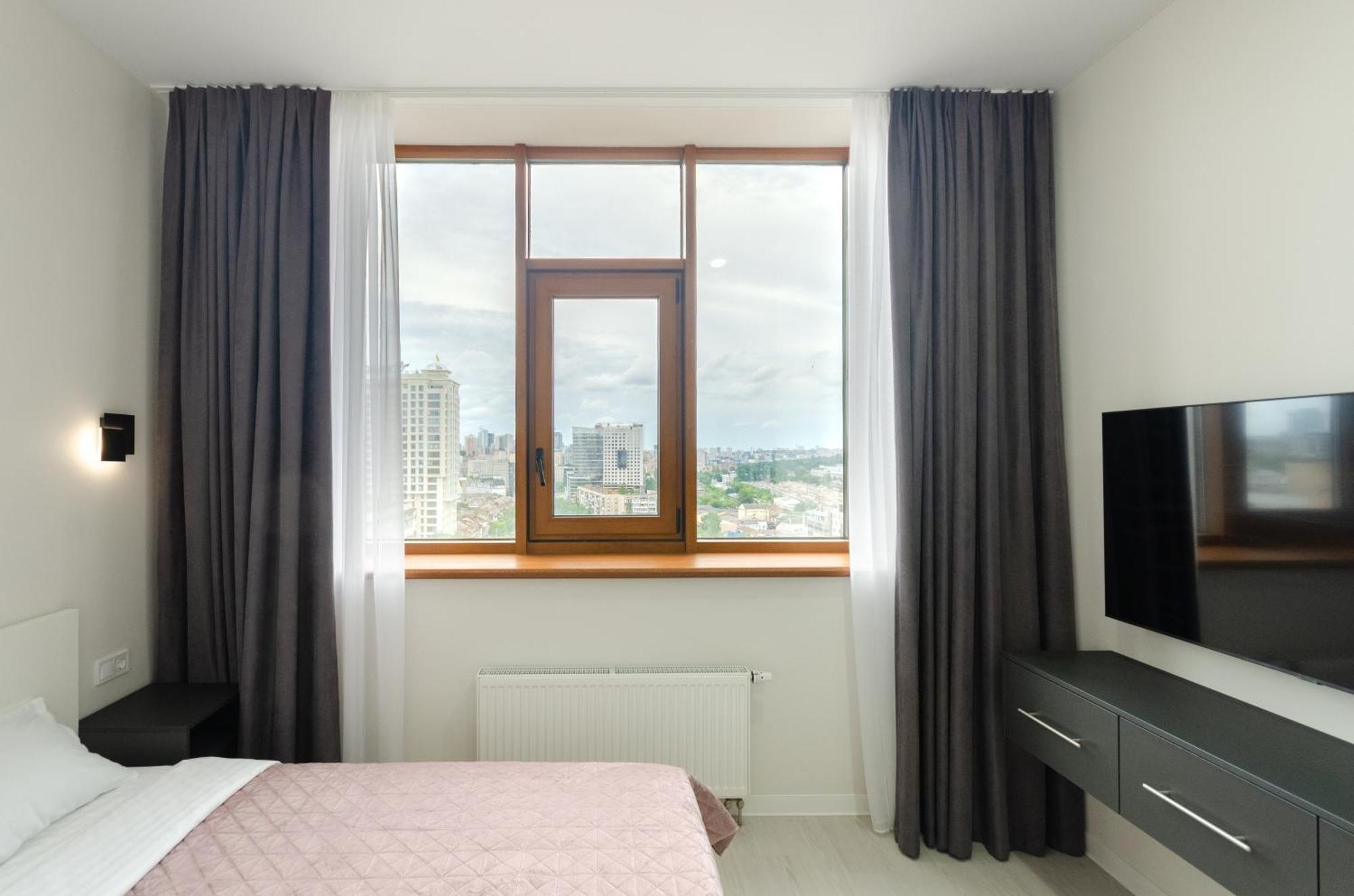 Petrovdom Inn Rc Diplomat Hall -The Smart Hotel Apartment Panoramic City View I Kiev Exterior foto